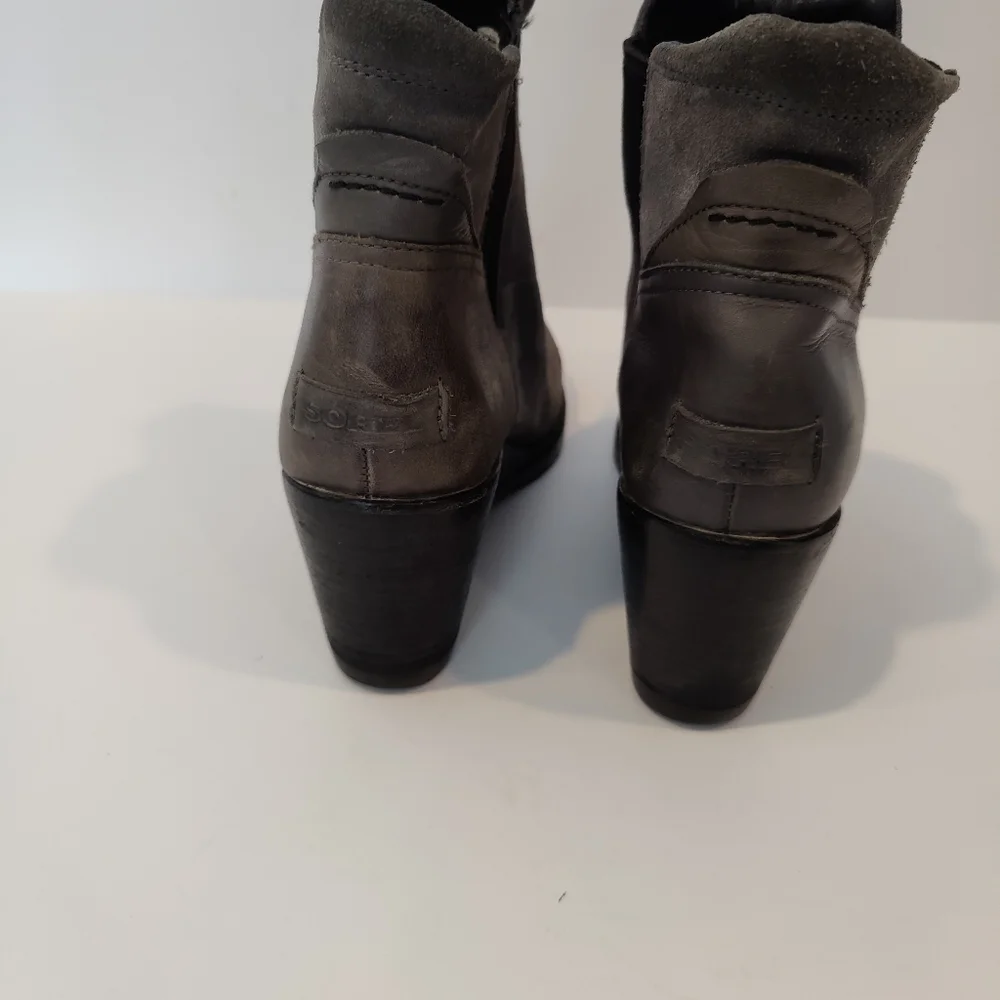 Sorel After Hours Chelsea Wedge Boots In Gray